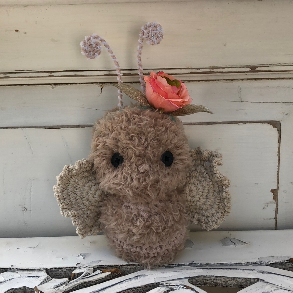 Crocheted Bumblebee 🐝 - Picture 1 of 5